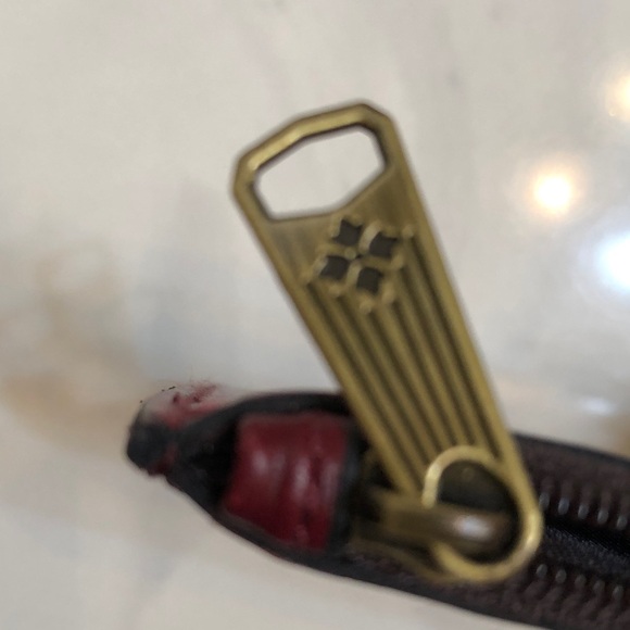 Patricia Nash Alanna Maroon Distressed Vintage Leather Card Wallet NWT & Card - Picture 10 of 16